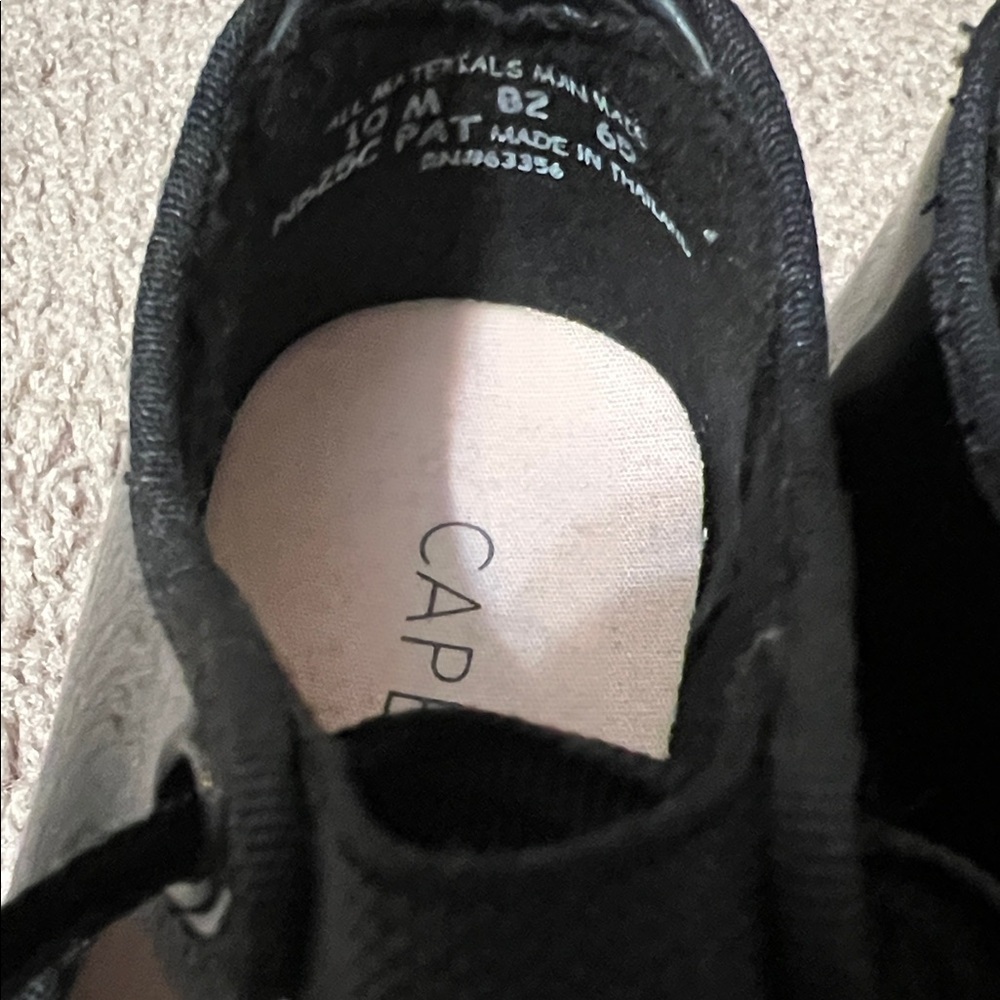 Capezio Black Tap Shoes - Picture 2 of 3